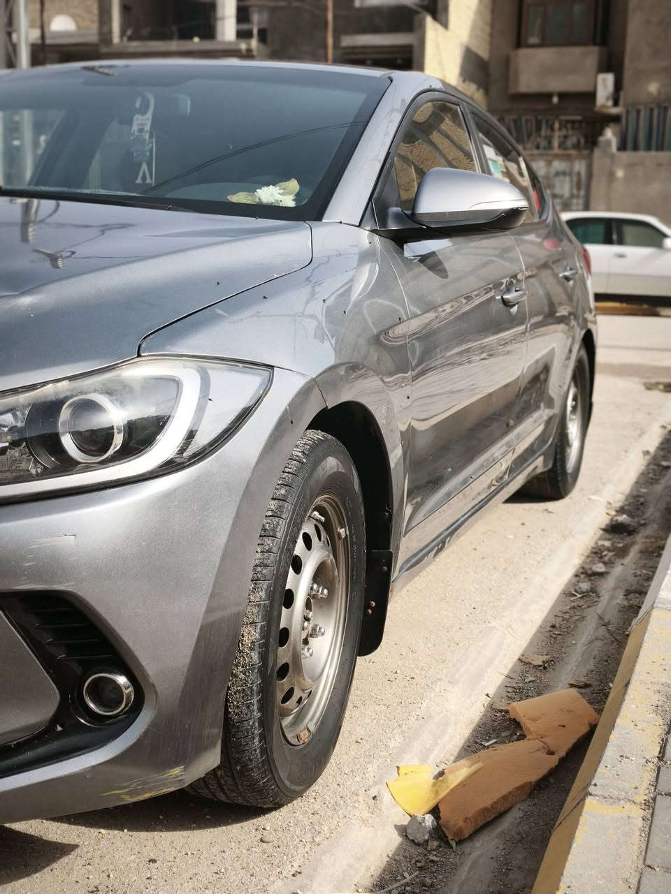 سلام عليكم النترا 2017خليجي مكفوله من الضربه القويه بيهه 

صبغ فقط محرك 2000دوش موصفات كما موضح بصوره كير 

ومحرك خير من الله سياره جاهزه من كلشي سنويه جديده ال 29 

بسمي رقم مثنى تحويل مباشر السياره جاهزه من كلشي كل نقص مابيهه 
118 وبيهه مجال بصيط ملاحظه 

السونار وي الصور موجود 

***********
 رجاء كلشي موضح كدامك موو تجي وتكلي شنوو بيهه تفاصيل كلهه موجوده بل منشور
