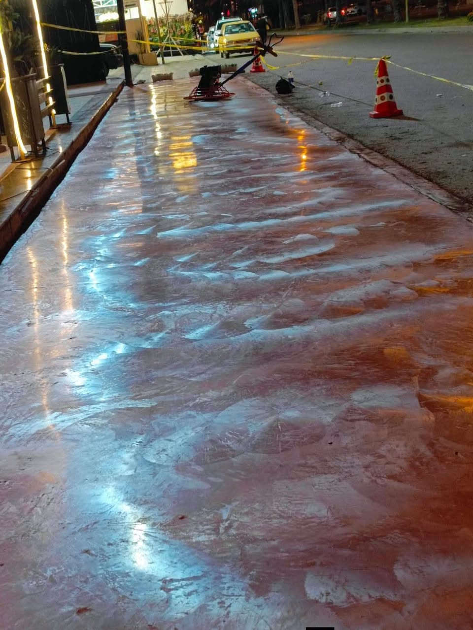 مستعدين صب وسقل بهلكوبترا
الخرسانة المطبوعة طبع 
عمل درجه اوله ارضيات جملونات شوارع ورفتات وساحات في جميع انحاء العراق 

الهاتف اتصل ‏‪***********‬‏
