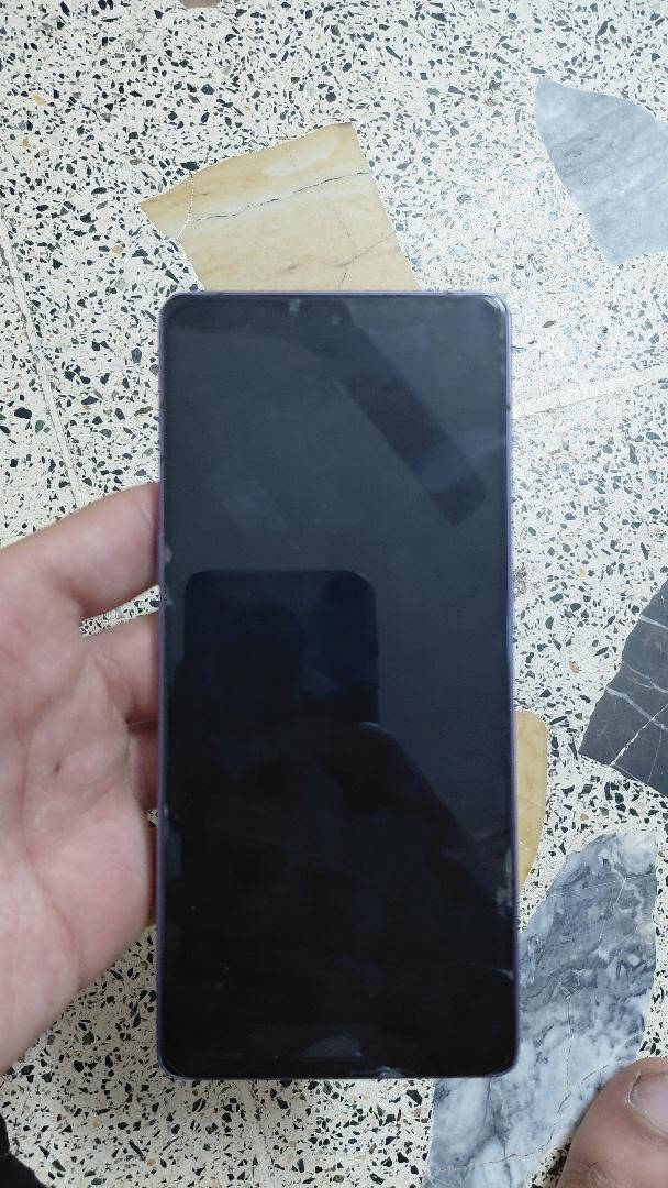 السلام عليكم
Infinix NOTE 50 Pro+ 5G
ذاكرة 256
بطارية 92
شاشة نضيفه اصليه شخط مابيها
الجهاز كله نضيف فقط الضهر بي ضربه كدامكم 
سعر 300 الف مكاني موصل


**إذا كنت صاحب هذا الإعلان وتريد حذفه لأي سبب، رجاءا أرسل رسالة إلى الدعم الفني**