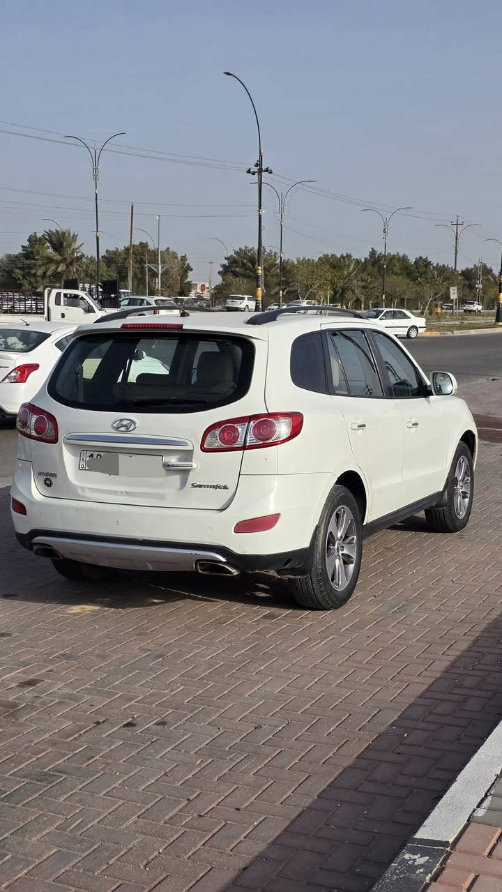 هونداي سنتافي 2012 خليجيه شركه عامه
محرك 6 سلندر 7 راكب
رقم بابل الدولي بأسمي سنويه وهزه وارقام كله جديد
سياره حلوه وجاهزه وترايها حلو
بيها صبغ جاملغ امامي جهه السايق ودور الجاملغ الخلفي جهه الصدر والباقي مكفول
السعر 138 وبيها مجال بسيط
للاستفسار ***********
مكان السياره كربلاء 
غير متواجد على النت
