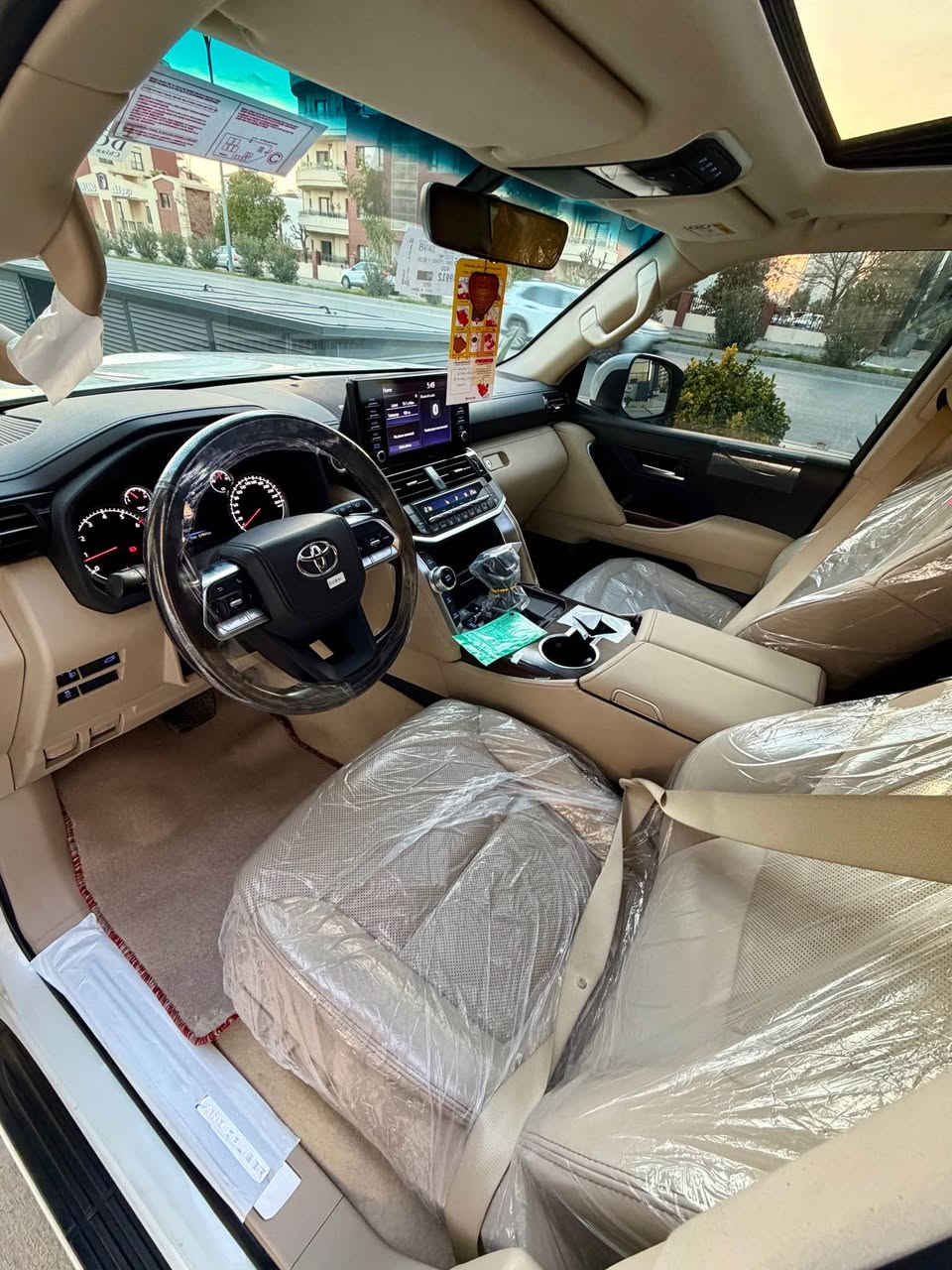 ‏ ساز LAND CRUISER_2022 _GXR
اخت زيرو  ٥٧،٠٠٠كم ماشية
تنفس طبيعى محرك مرغوب
 💥ساز باب اول💥  
ارخص سعر بكل سوق

اللَّهُمَّ صَلِّ عَلَى مُحَمَّدٍ وَعَلَى آل مُحَمَّدٍ

🔷 ملاحظه سياره بدون مراوس
🔷تويتا لاندكروز موديل (٢٠٢٢)  
🔷سياره زيرو شريكه ساز باب اولا
🔷سياره مواصفات (GXR)
🔷سياره (٣) شاشات _ (٦) سلندر تنفص تبيعي _ 
🔷مكفول كفاله عامه دعاميه لي دعاميه مكفول بدون صبغ بدون بارد بدون شخط 
مكفوله كلشي شرت علي وزع شريكه 
سياره كامل مزلل دائيره مرور

🔷سياره گير محرك بشرت مامفتوح كل بشرت
🔷عرضيات مامفتوح + ٢ بصمه موجود
🔷4 اطارات و ويل جديد شريكه 
🔷سياره داخل بيجي كوشنات جلد
🔷كامل غراضات موجود (٢) بصمه موجود

🔷مواصفات سياره 
(كوشنات جلد _ شغال عن بعد
_ كاميرا _ كوشنات تدفيه _ 
٣ شاشات بيلادي _ وايرليس شحن _   نيظام eco _ سلايت _ النزلاق _ثلاجه _ زينون _ حساسيه الديك المؤخره مرايات _)

🔷سنويه هزه كل جديد مباشر حول

🔷• نظافه ١٠٠٪ كامل سيرڤس بدون نقص و

🔷مكان سليمانيه
🔷سعر(٦٢٨$)
🔷رقم . *********** السليمانية, العراق
