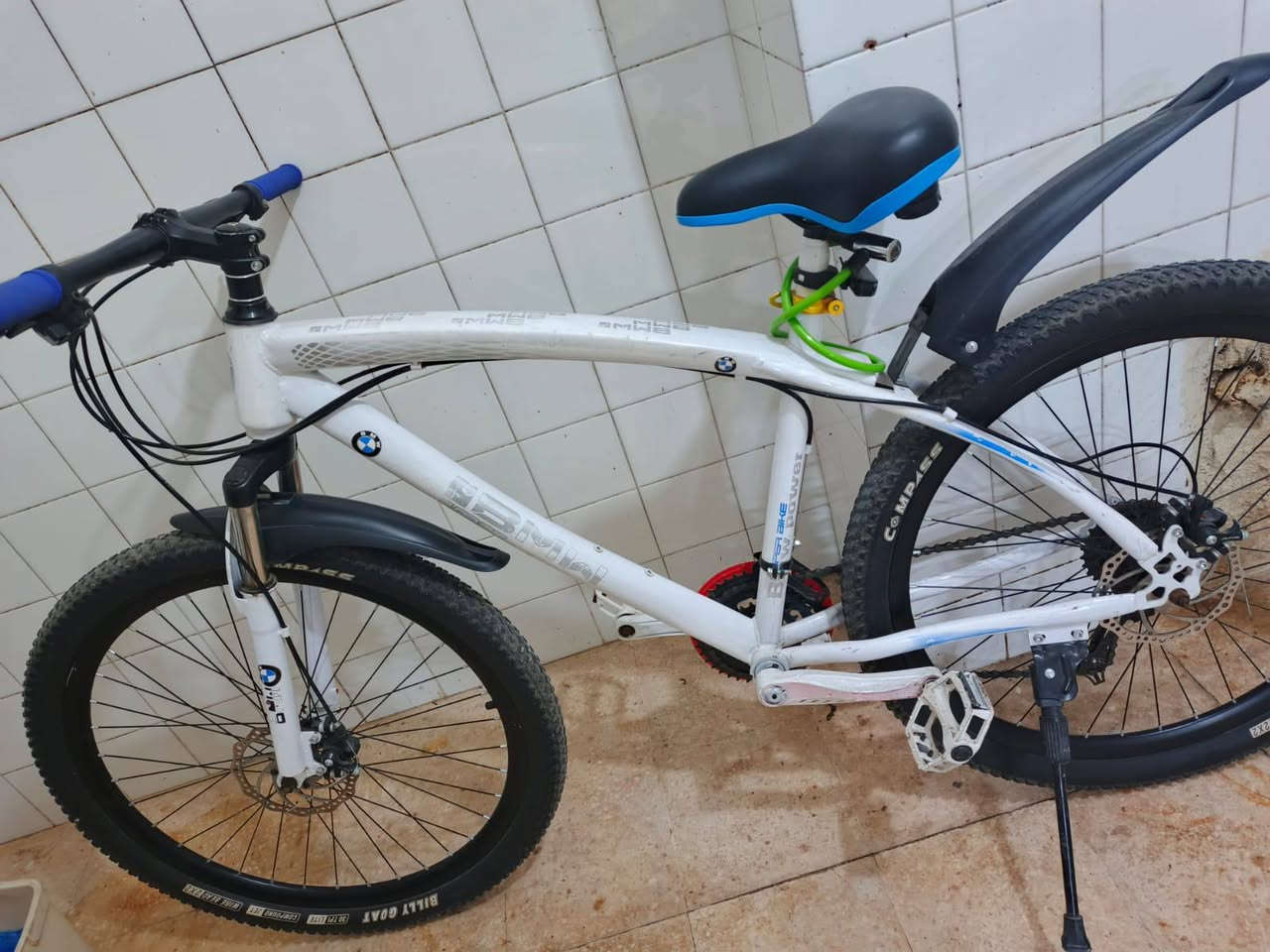 بايسكل BMW نضافه 100%100 بدالات 2

 خلفي ومامي الخلفي 7 نمر ول مامي 3 نمر 

الشراي يجي خاص الموشراي لا يعامل


**إذا كنت صاحب هذا الإعلان وتريد حذفه لأي سبب، رجاءا أرسل رسالة إلى الدعم الفني**