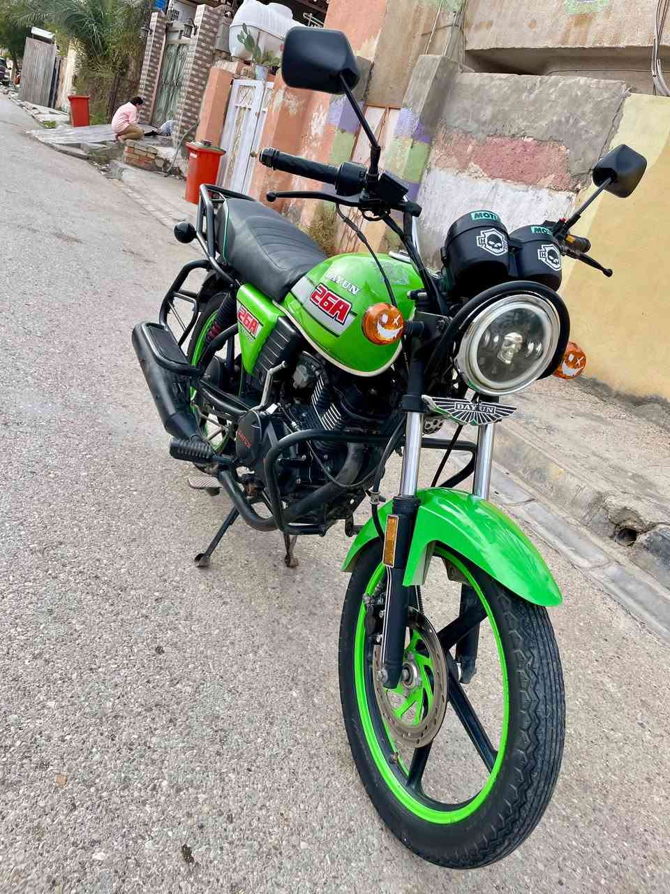 السلام عليكم
دايوان 2022 دراجة بلادية  كل نقص مابيهة كلهة شغالة كير مكينة كلجات كفالة شلعة معدل خير من الله سعر 975وبية مجال
ديالى بلدروز ***********
