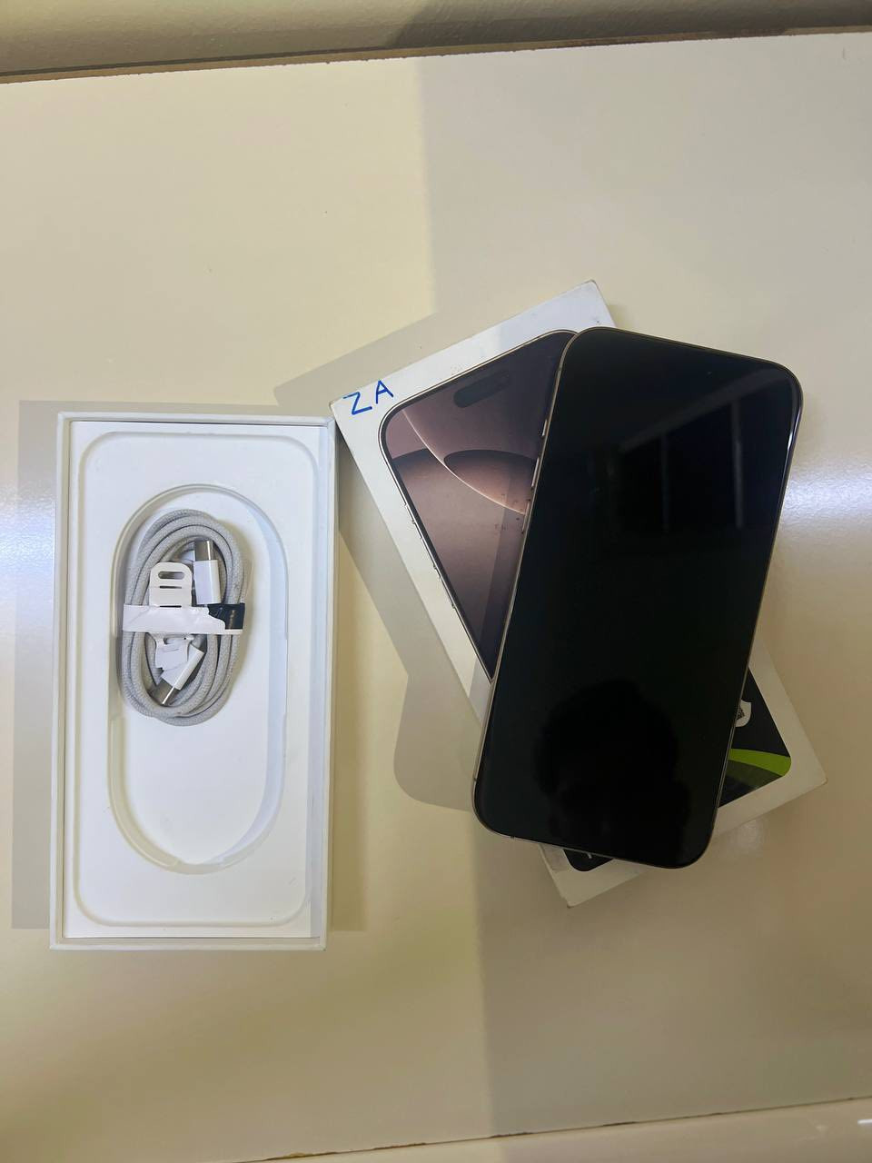 سلام عليكم ايفون 16 برو ماكس ZAللبيع
ذاكرة 256 دبل سيم بطارية 91 كارتون شحنة ويه 
موبايل شرط ابيع بدون عيب نضفت 100/100
مكاني كركوك سعر 1500الف شراي يخبرني 
رقم هاتف 📞 ***********
