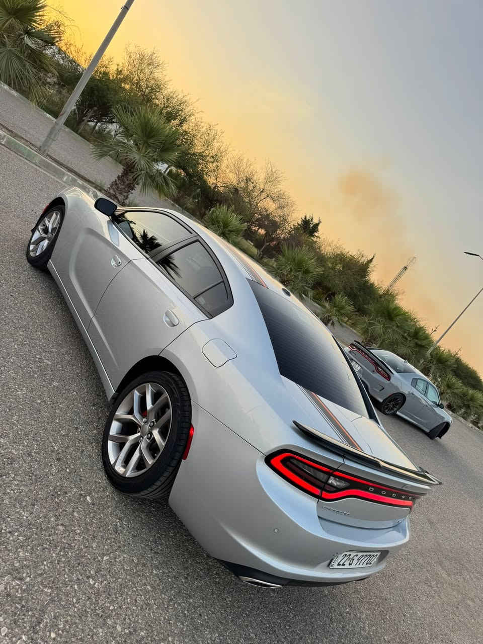 دوج جارجر موديل 2022. SXT
جديده عل وضع شركه بدون ملاحضات
سعرها 225 مجال بسيط مكان كركوك 
بيها بونيد صبغ فقط بدون دواخل بدون اريرباك
مواصفات تشغيل ع بعد
رادارات جانبية 
كامره دواره
حساسات خلفية
كشنات حضن+كهرباء+ تدفئه
نظام صوت Alpine
تخم تايرات جديد انتاج 2026
صدر امامي وخلفي جديد شرط
  نسبة تضليل ٨٠‎%
رقم اريبل هزه سنويه كلها جديد وباسمي
سعر 225 مجال بيسيط
مكان كركوك  ***********
