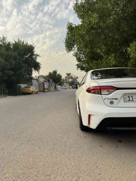 السلام عليكم 
كورلا هايبرد خليجي ( 2024 )

ماشية( 7 ) ألف 

كفالة عامة من كلشي من بارد وصبغ وفتح 

سيارة بعدها بوضع الوكالة 

سبيرها منازل وشرط حتة عدتها ممفتوحة 

فول مواصفات واعلا شي بيهن 

كشنات جلد مشمشي مطعم بلون الأسود 
كشن كهرباء 
سياقة ذاتية 
تحديد مسار 
فول تحكمات ستيرن 
بصمتين 
دخول ذكي 
لد امامي نهاري 
انضمت قيادة 
توقف ذاتي 
رادارات 
شاشة تدعم كار بلي 
وبعد بيها هواي مواصفات 

اخوان السيارة ترة اعلا شي بل مواصفات بل سوك 

بسمي سنويا وترقيم ع أيدي 

مكاني بغداد (البياع )
رقم الهاتف ( *********** )
السعر ( 145)
