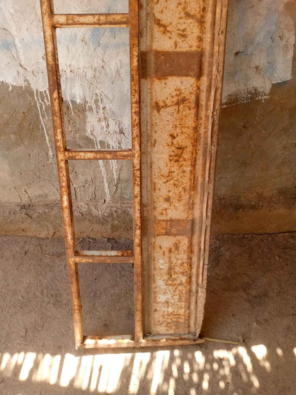 السلام عليكم صفاحيه للبيع حلوه أو جارده بس عوزه تبديل البوريه الجوه السعر 35 أو بيه مجال مكان نجف كوفه علوت الفحل


**إذا كنت صاحب هذا الإعلان وتريد حذفه لأي سبب، رجاءا أرسل رسالة إلى الدعم الفني**