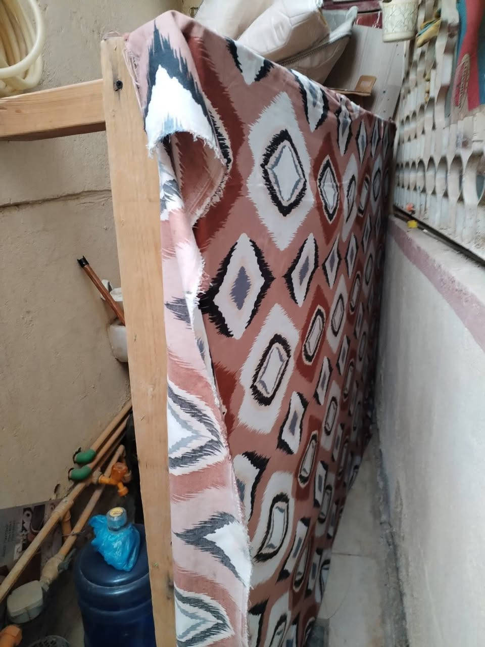 للبيع🔊اغراض للبيع وبيهن مجال ونتساهل بالاسعار  الشراي  فقط يتصل على الرقم  *********** نظيفه استعمال قليل  (جربايه خشب نفرين  بسعر ٥٠ الف  +جربايه  طفل  بسعر ٤٥ الف + كعده طفل اسفنج اصلي بسعر ٢٠ الف )
