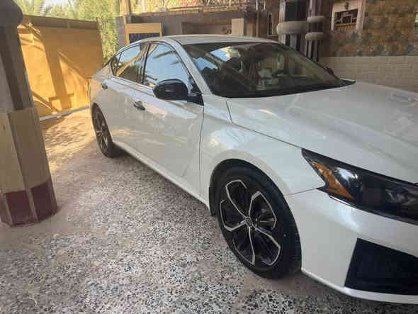 أسلام عليكم نيسان التيما موديل 2023 رقم اربيل حادث جانبي بجم كبس ما ملعوب بي السياره احلى من الصور فئة SR السعر 175 ***********
