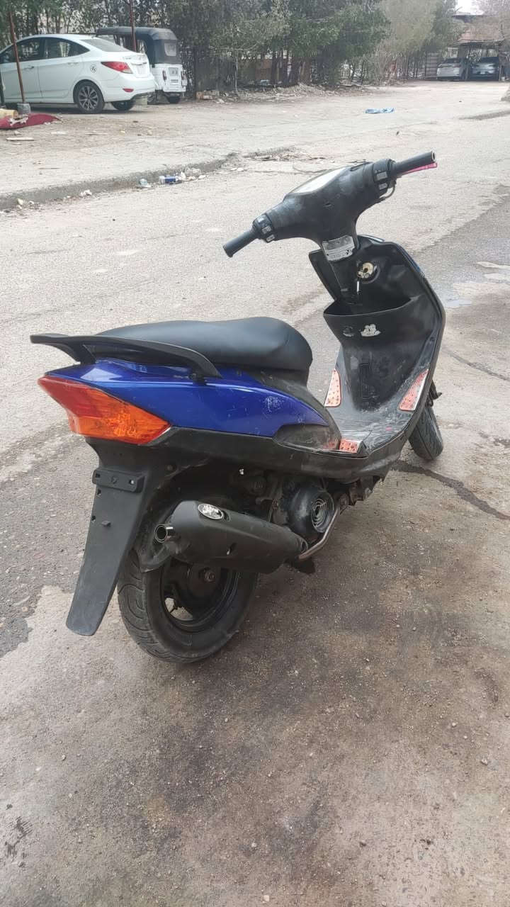 دراجه ماكس عدله نضيفه ما بيه اي نقص كله بلادي بيه كزوز رياضي كلشي شغال بيه الدراجه حلوه ونضيفه ونشطه لبيع 650 وبيه مجال لشراي مكاني ب امن الداخلي رقمي ***********
