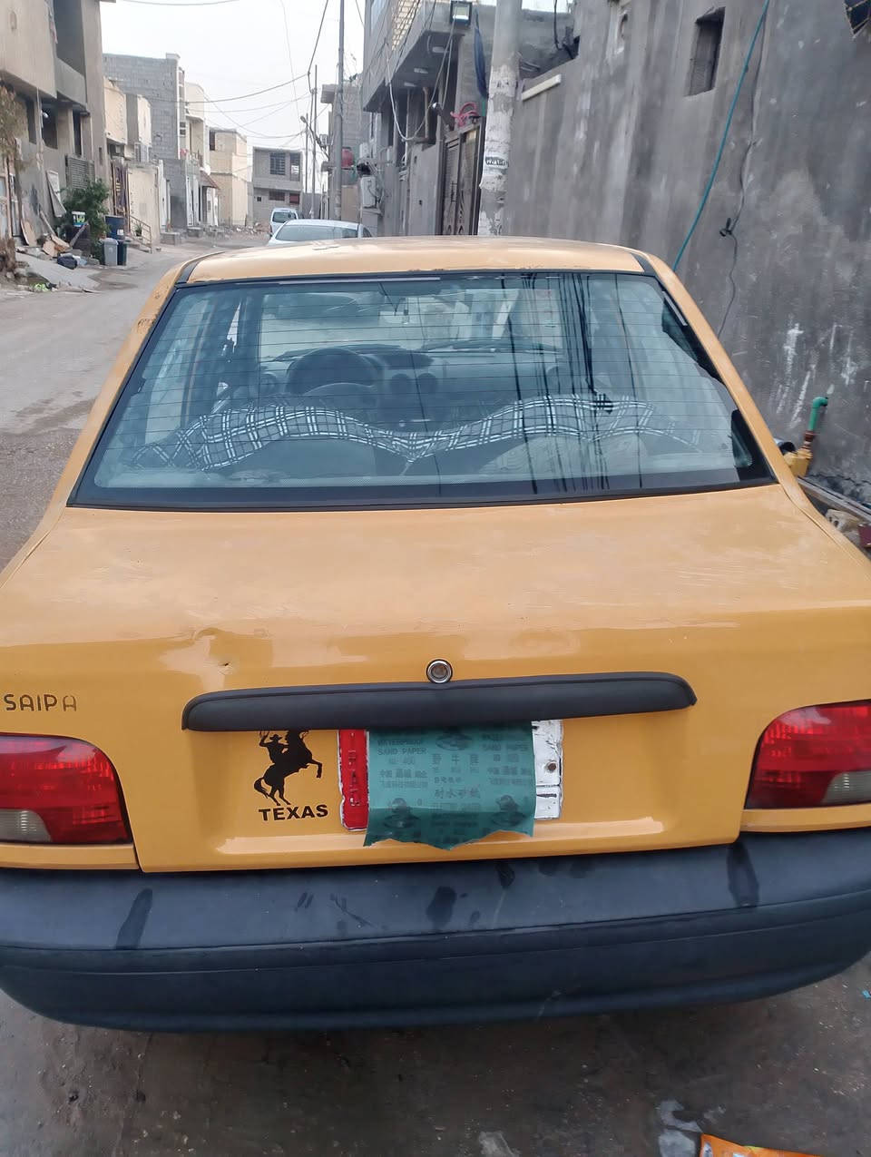 سايبة مديل 15  رقم كربلاء  سيارة بدون ضربه قوية عضمته حلوة سعر 17 قفل. عليه غرامة على المشتري *********** ما متواجد عل فيس
