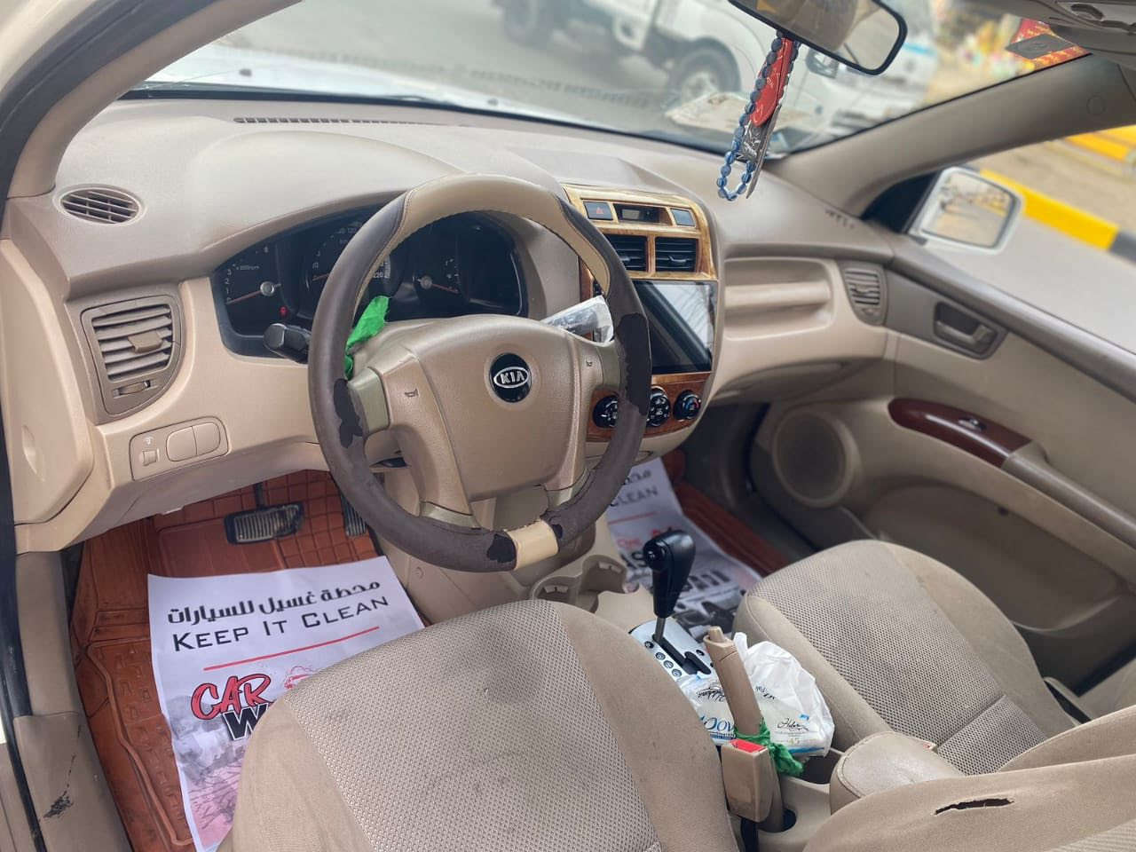 السلام عليكم
للبيع سبورتج موديل 2009
مكفوله كفاله عامه ماعده صبغ قليل ب باب الخلفي 
مواصفات فول
فتحه بل قماره
5ويل كب 
شاشهً كبيره 
4دسكً
فئه خليجي
تحكم مري 
تدفئه تبريد شغال 
رقم بغداد دولي باسمي 
العنوان بغداد حي اور أم الكبر والغزلان 
سياره جديده ب معنه الكلمه بل عافيه عل تكون من نصيبه 
للاستفسار ***********
