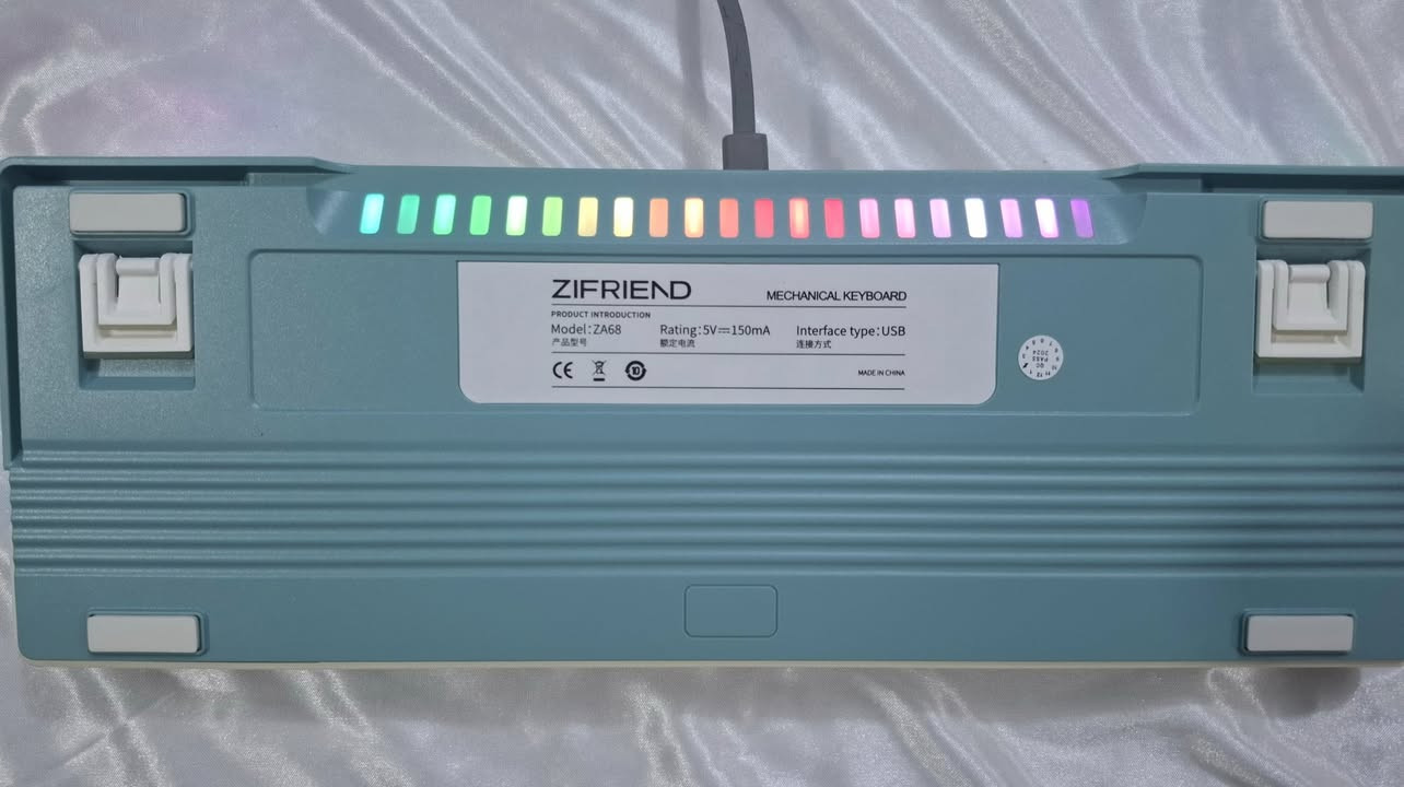 كيبورد كيمنك ميكانيكي Zifriend ZA68 مع انارة RGB
تتميز لوحة المفاتيح بـ 68 مفتاحًا بتصميم مضغوط.
تتضمن مفاتيح قابلة للتبديل السريع (Hot-swappable) لتخصيص السويتشات.
تحتوي على إضاءة RGB خلفية مع تأثيرات إضاءة متعددة.
تدعم خيارات توصيل مختلفة بما في ذلك سلكي وبلوتوث
جديد لوك ع الفحص
السعر 30 الف بدون اجور التوصيل
مكاني بغداد البياع حي الرسالة
يوجد توصيل لكافة المحافظات بغداد, العراق


**إذا كنت صاحب هذا الإعلان وتريد حذفه لأي سبب، رجاءا أرسل رسالة إلى الدعم الفني**