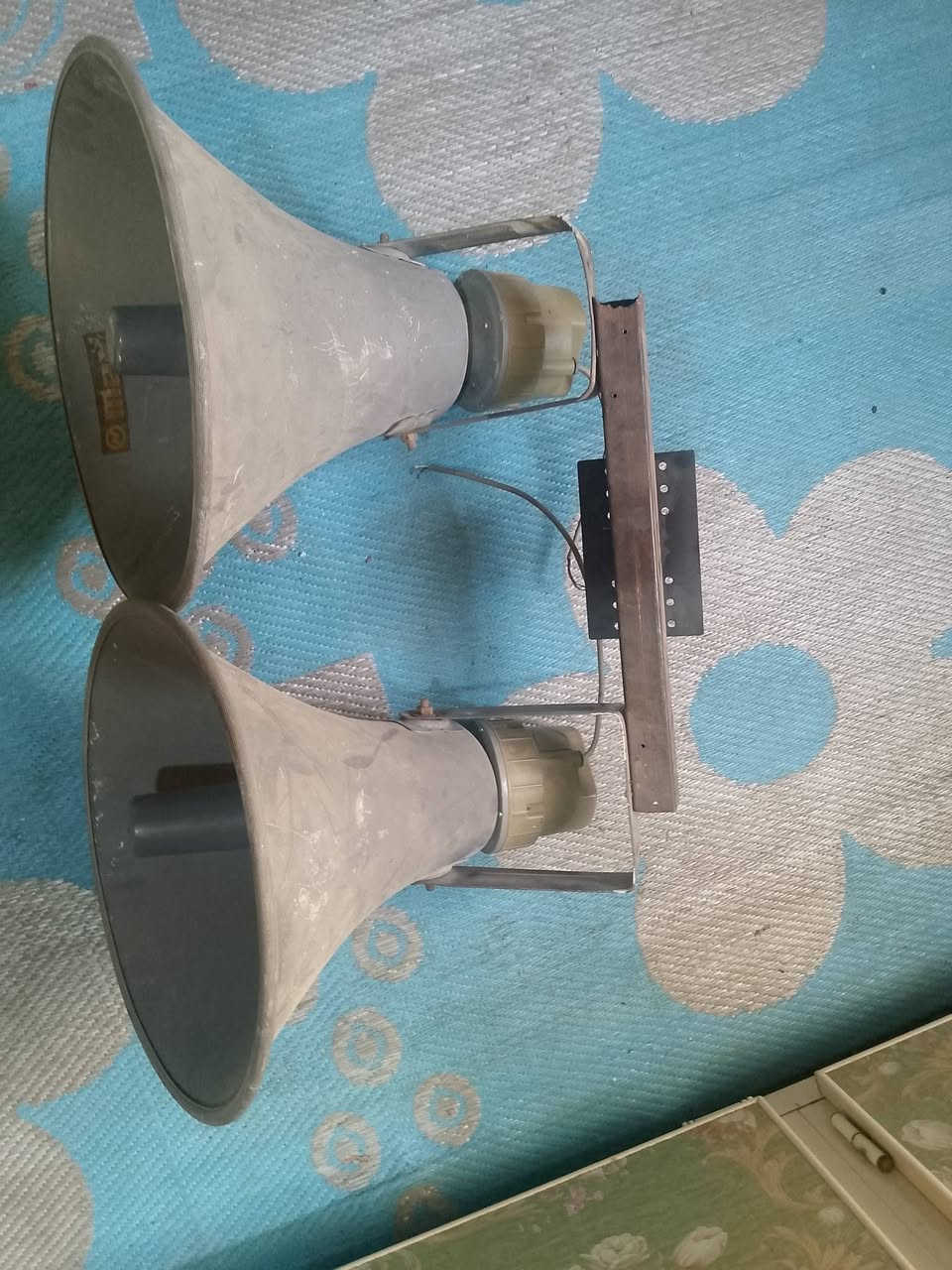 سماعات بوقيات حجم الكبير البيع
بغداد 
***********
