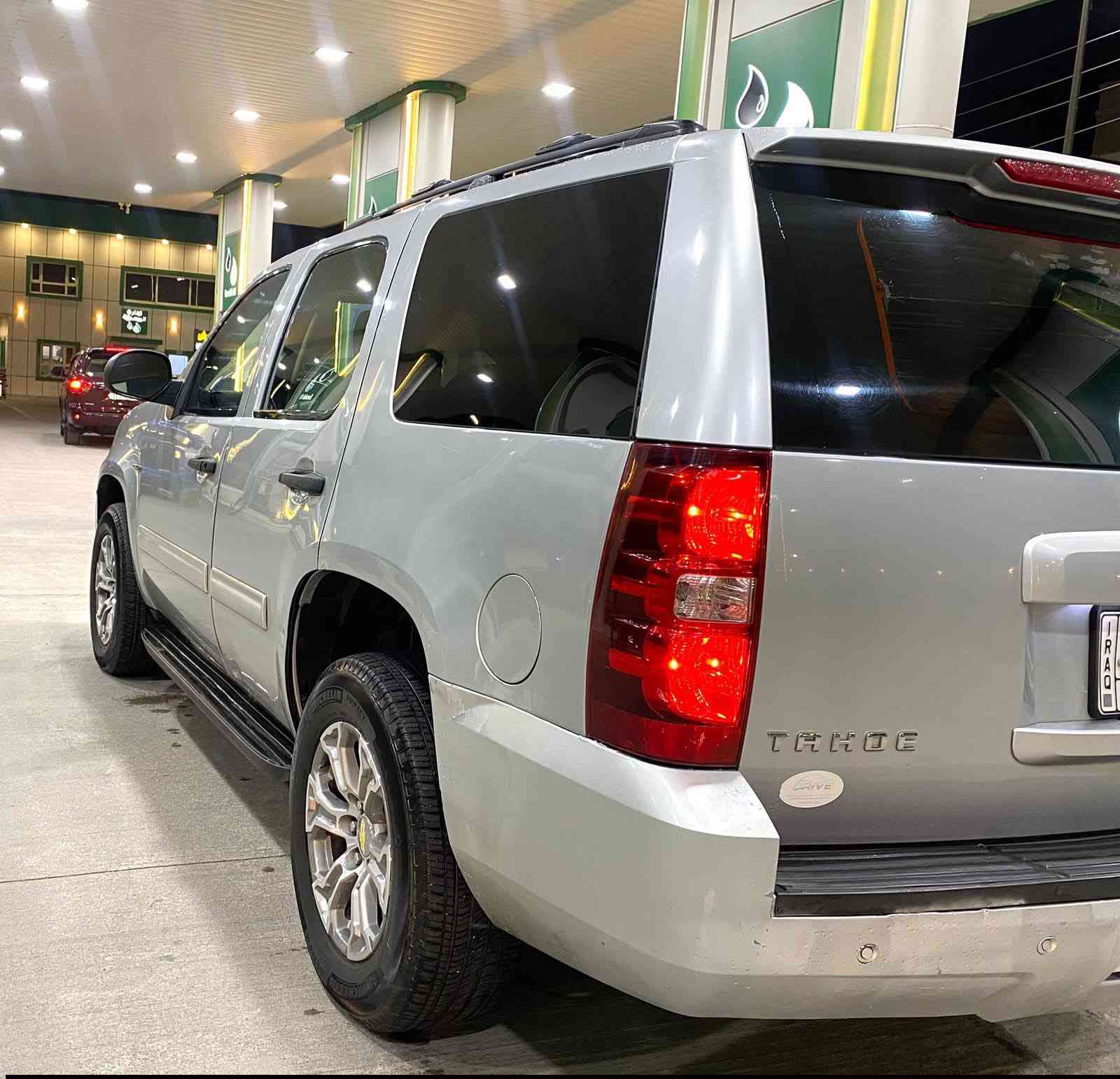 تاهو موديل 2012  كركوك اليف سنويه عضم عاج وكاله فقط كمرك ما مدفوع السياره بدون صبغ مكينه 8 فول اوتماتيك كير محرك صدر تخم تاير تبريد كله شرط سياره جاهزه مابيها نقص السياره جديده السعر 150 بيها مجال بسيط للشراي السياره موجوده بغداد العبيدي
 رقم الهاتف***********
