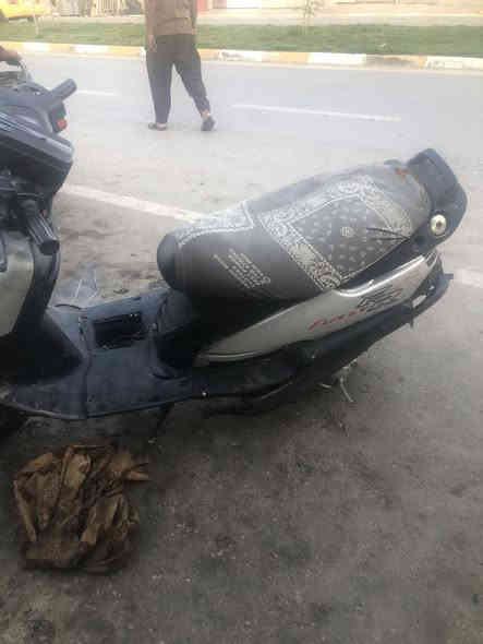 سلام عليكم فراشه للبيع نقص باتري سلف شغال هندر شغال كهربائيات شغاله سعره ٢٠٠ وبي مجال قليل مكاني جلولاء ***********
