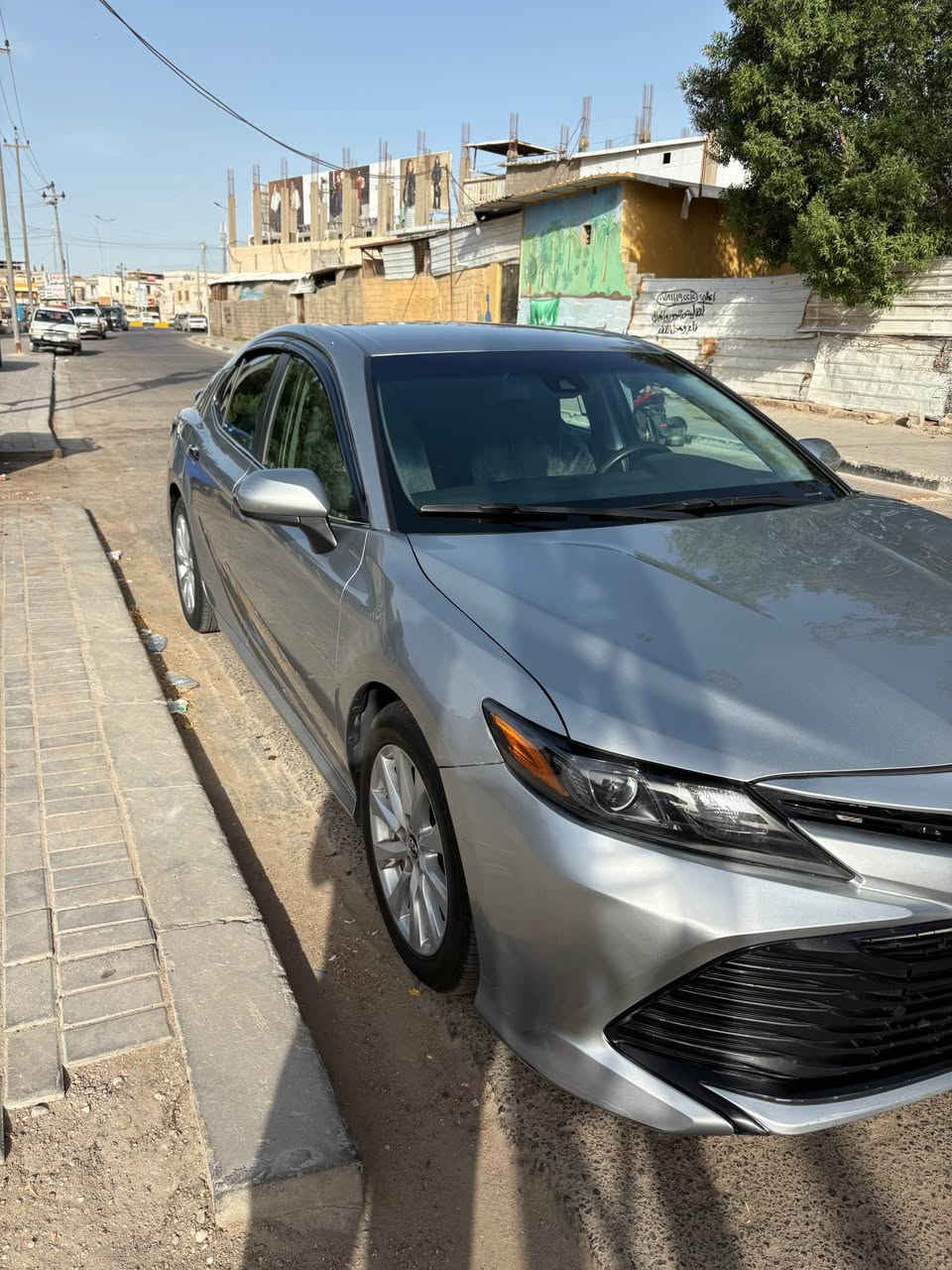 تيوتا كامري 2018 
ماشيه 80 الف mi 
حادثها / فقط بنيد مبدل بلاد 
مواصفات le تحكم ستيرن 
تبريد كير مكينه كفاله السياره كلش جديده
السعر / 155 وبي مجال 
مكان السياره / البصره / البصره القديمه 
للاتصال / *********** البصرة, العراق
