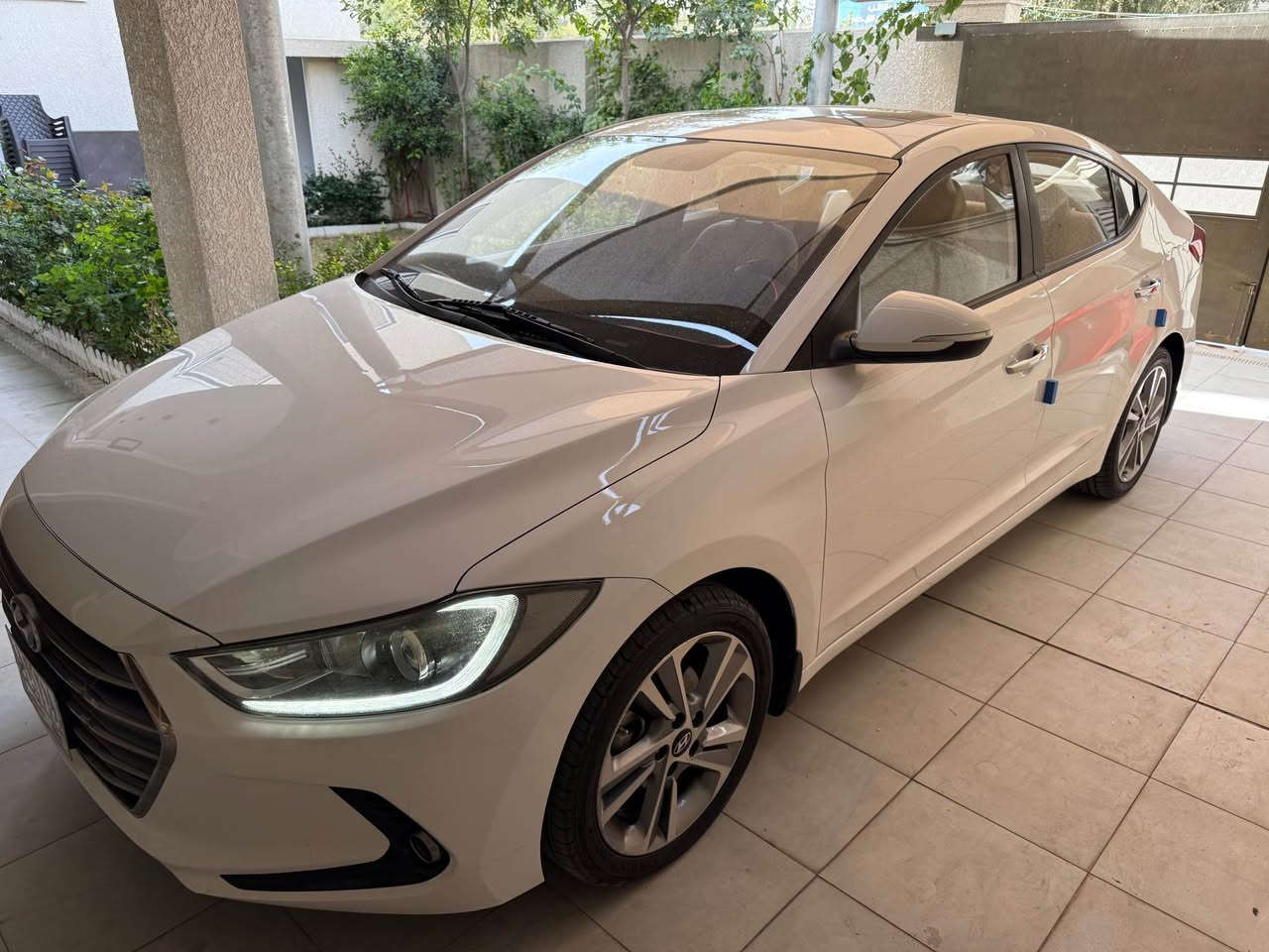 السلام عليكم . هونداي النترا 2018 وارد خليجي مكفولة من الصبغ ولتبديل ولضربة ولبارد اي ملاحضات مابيهة حتى الدعاميات بدون صبغ المواصفات محرك 2000 دوش فتحة سلايت ويل 18 يدات نيكل قطعتين تبريد تحكم ستيرن مري شفط لد امامي حساس خلفي السيارة ماشية 132 مابيهة كل نقص محرك ولكير بلادي مامفتوح بي برغي تخم تاير وباتري جديد رقم بغداد مشروع وطني السعر 152 ورقة مكاني بغداد الكرخ حي العامل قرب البانزين خانة *********** بغداد, العراق
