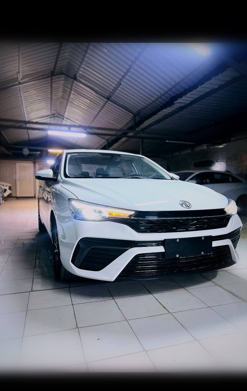 سيارة
🚘 ام جي 5 2025 بلص
MG 5 plus 2025 🚘

📜 اليكم المواصفات 
🚘 خليجي
🚘  زيرو 
🚘 موديل 2025                
🚘 حجم المحرك  1.5 
🚘 مفتاح التشغيل بصمة
🚘 ‏AIRBAG عدد 2
🚘 لايت LED 
🚘 بك لايت LED
🚘 حجم الاطار 205/55R16 
🚘 مقود جلد حياكة
🚘 مقود D رياضي 
🚘 مثبت سرعة                                          
🚘 المودات والاوامر الصوتية
🚘 فحص نظام السيارة 
🚘 تجاوي متحركة 3                        
🚘 شاشة اصلي  
🚘 حساسات خلفية                                  
🚘 تبريد شاشة 
🚘 قطعتين تبريد
🚘 نظام مانع تزحلق 
🚘‏ ABS 
‏🚘SBORT
🚘 اشاير بالمرئاة الجانبية    
🚘 مخرج USB
‏🚘 Bluetooth
🚘 مخرج منفذ الطاقة 2
🚘 حاملات اكواب عدد 2.                          
🚘 تطعيم الدواخل المنيوم
🚘 4 دسك 
⚠️ ضمان 6 سنوات او 200 الف كم ⚠️
ضمان الشركه 
موجوده نجف 
للاستفسار
***********
