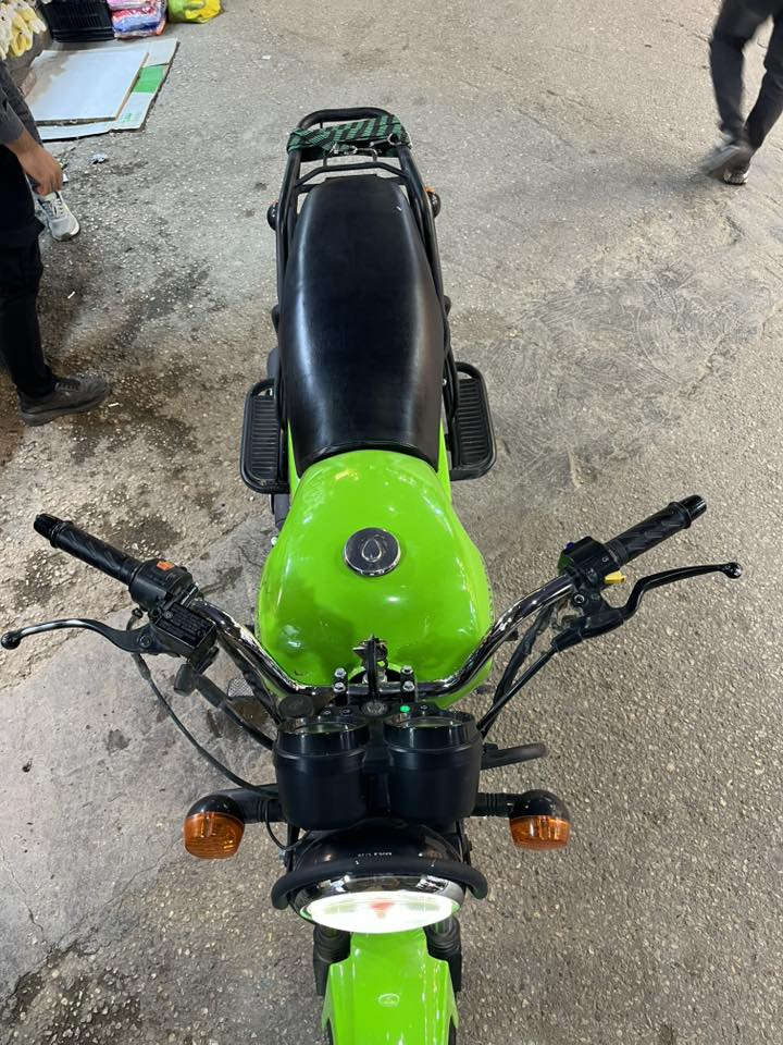 دايوان نفخ اخضر موديل 23 سنويه باسم معرض البغدادي للبيع 
***********
