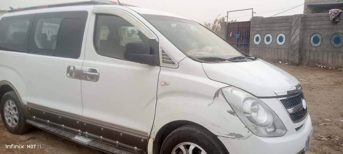 سلام عليكم ورحمة وبركاته ستاركس لبيع كلشي حلو بيه مديل 2011 سعر 140بيهه مجال لطيبين مكان الناصريه قضاء قلعه سكر هاذه رقمي تصل ***********
