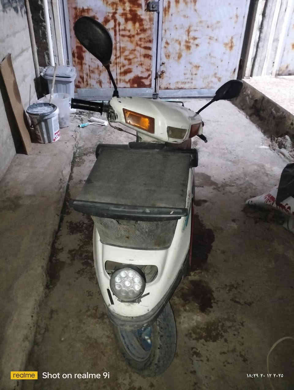 اخوان ماطور نضيف للبيع. هاذه الرقم. ***********
