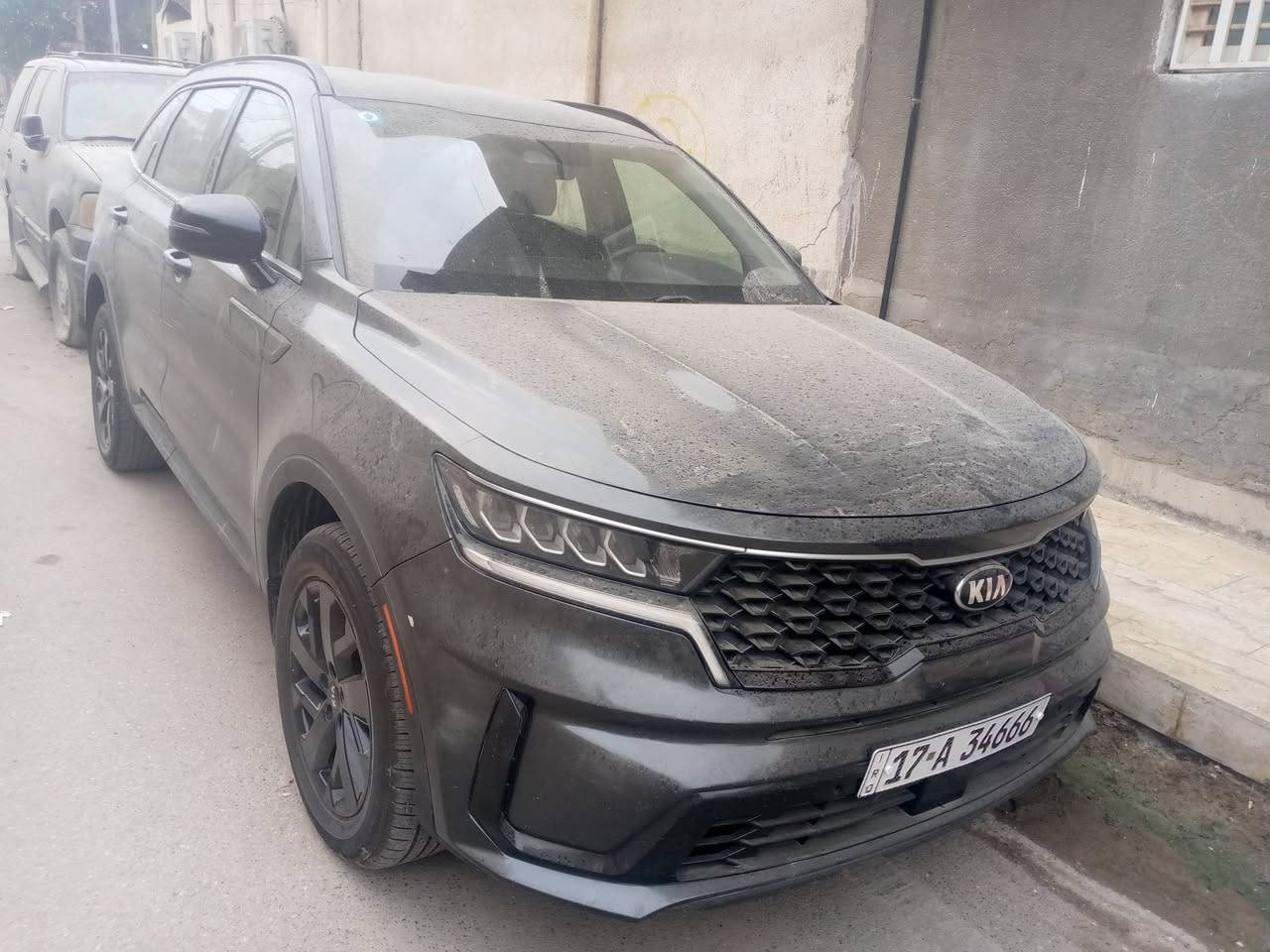 سورنتو موديل 22 وارد امريكي حادثها جاملغ وبنيد مبدلات بدون ضرر داخلي برانكيت فخذه  مكفولات حتى راديتر التبريد ما مجيوسه ايرباك ما طاك تحكمات حساسات رادار بلوتوث شاشه كبيره حاجب لد بصمه ٧ راكب كشنات جلد تبريد تدفئه بالكشنات مكينه ٢٥٠٠ وهواي مواصفات بيها السعر ٢٠٥ مبايل ***********
