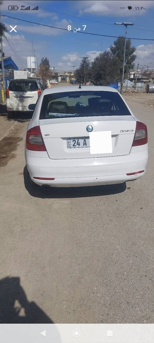 سكودا اوكتافيا 2013 
گير اوتو وعادي 
محرك 16 اقتصادية تمشيك التفويلة 800 ل 850 كلم 
شاشة وكاميرا خلفية 
سنوية 2028 
رقم جديد . قطعة صبغ باب الخلفي ورا السايق 
گير ومحرك وتبريد بشرط طقم تايرات جديد
السعر 80 ومجال بسيط 
مكان السيارة دهوك 
***********
*********** سميل, دهوك
