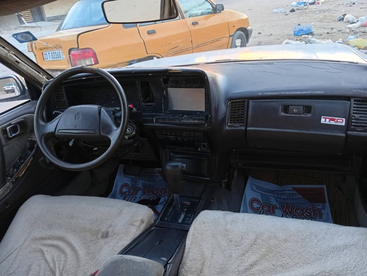 سلام عليكم للبيع سوبر هارتوب موديل 1990 رقم ديالى سنويه لل27 تحويل مباشر كير اوتوماتيك جديد مكينه بيها نسمه بخار خفيفه جداً بيها نشاط متنلزم تخم تاير وكهربائيات كامله وعضمتها تخبل السعر 27وبيها مجال موجودة بكربلاء للتواصل ***********
