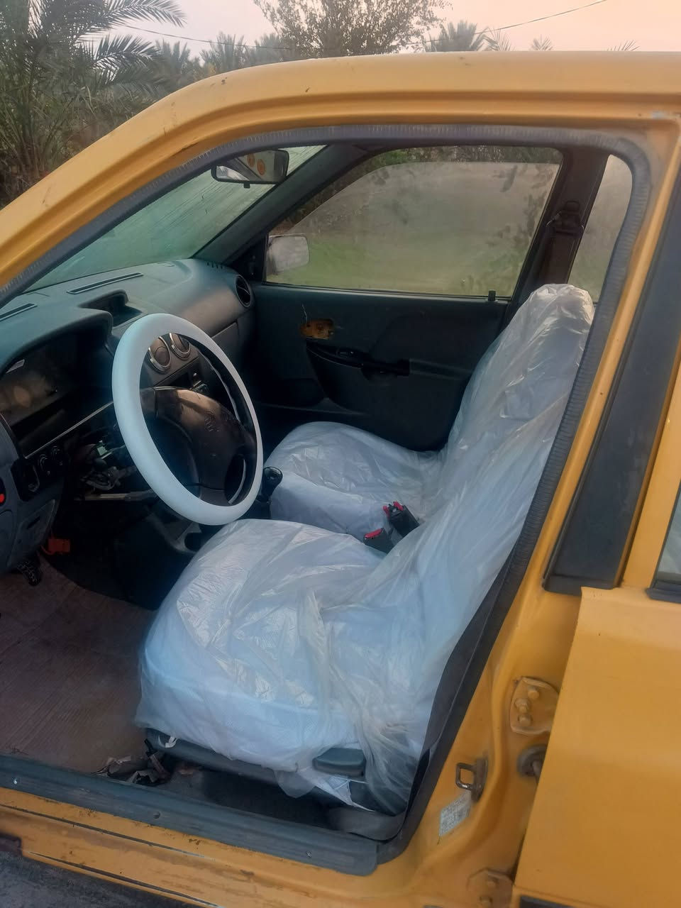 سلام عليكم سايبا موديل 12 رقم بغداد السعر 26بيهه مجال ***********
