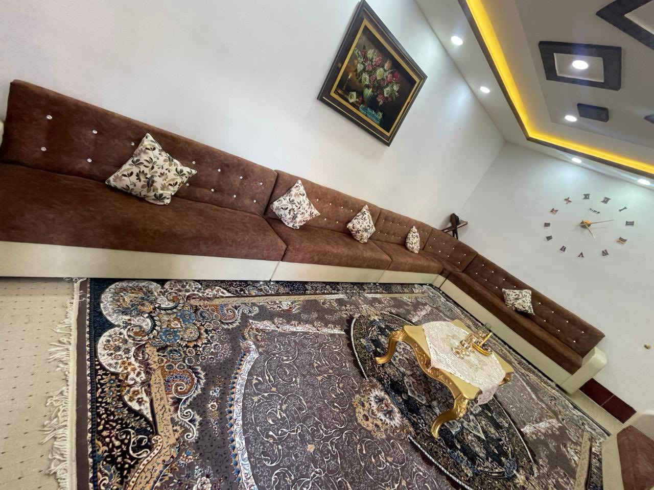 ديوان فول فول نظافه ١٣ متر اسفنج درجه اوله خشب كله شرط مع طخم طبلات ملكي الشراي يتفضل خاص مكان اربيل


**إذا كنت صاحب هذا الإعلان وتريد حذفه لأي سبب، رجاءا أرسل رسالة إلى الدعم الفني**