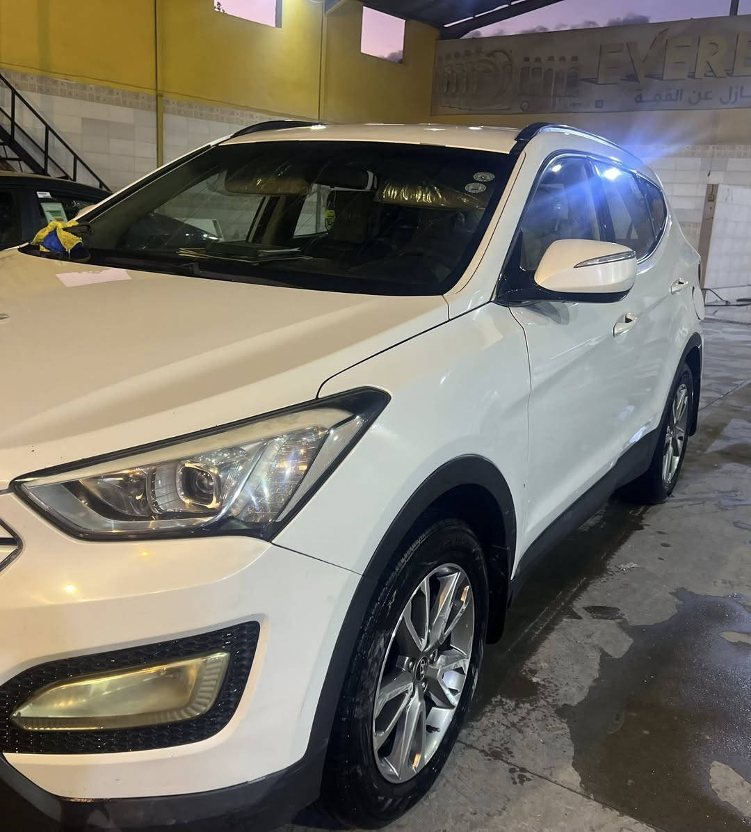 السلام عليكم للبيع سنتافي خليجي 2014مكفوله من الصبغ والتبديل بيها بارد قليل  محرك 2400دوش 7راكب3قطع تبريد   رقم أربيل الجديد السياره جديده وحلوه  مكان السياره رمادي بغداد  السعر 155وبيها مجال التواصل ع الرقم ***********
