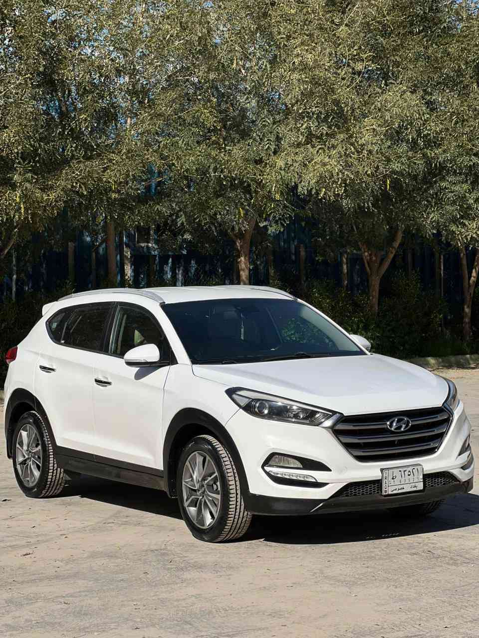 سلام عليكوم توكسان رقم بغداد بسمي  موديل ٢٠١٨ كوري اصلي بيه صبغ ٤ قطع وسقف امبدل بدون كص جافيه علا صفحه ومعمر مجموع صبغ ٥ قطع اني ابيع عام عام  سعر ١٢٢ وبيه مجال قليل  مكان سياره كركوك ***********
