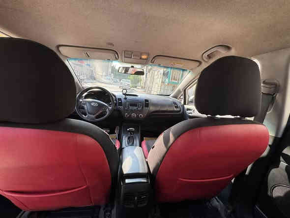 سنوية ورقم منتهية

المواصفات:

• تحكمات ستيرن جهتين

• شفتات كير عادي

• تحكم سرعة

• ليدات وحساسات أمامي وخلفي

• مثبّت سرعة

• مرايا شفط

• تبريد أمامي وخلفي

• محرك 1600

السيارة جاهزة بالكامل بدون أي نقص، حتى الويل كب الأصلي موجود.

تخم تاير جديد وحدادية جديدة.

بيها فقط بارد بالجنطة مقدار شبرين والباقي مكفول.

السعر: 127 فقط

للتواصل:

***********

***********
