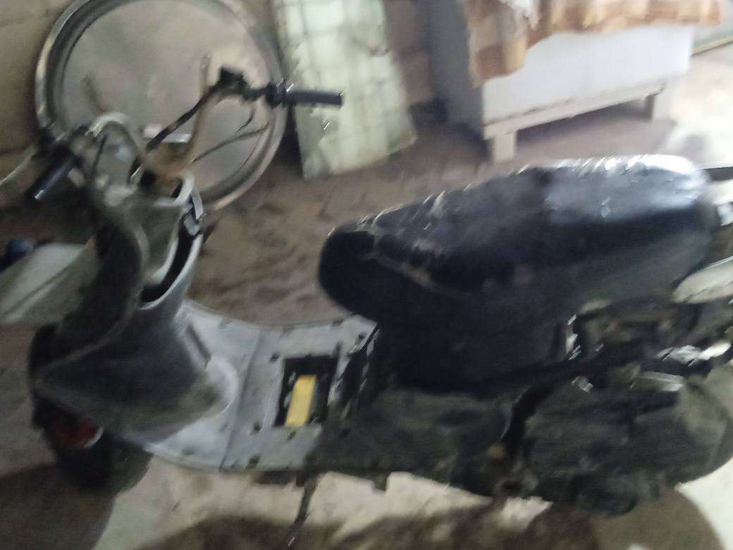 دراجه كامكو موفي للبيع ما ناقصها شي بس كفرات مكينه فول شلعه تاير خلفي جديد كابريته جديد السعر 250مكاني نجف عسكري كبل للستفسار *********** النجف, العراق
