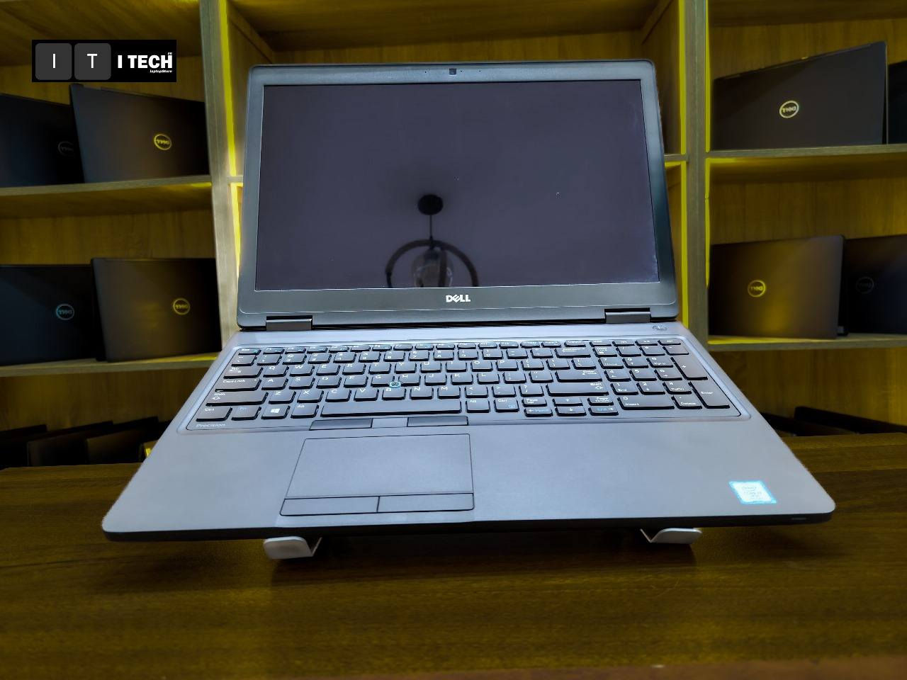 💻 DELL Precision 3520 💻
شركة i tech بتقدملك جهاز عملي بسعر اقتصادي ومعالج قوي من فئة الـ HQ، ومع كارت شاشة مخصص للجرافيك يديك أداء ثابت وموثوق 👌

✨ المواصفات:
🔹 الموديل: DELL Precision 3520

🔹 المعالج: Intel Core i7-6820HQ

🔹 الرام: 8GB DDR4

🔹 التخزين: 256GB SSD

🔹 كارت الشاشة: NVIDIA Quadro M620 2GB

🔹 الشاشة: 15.6 inch 

📍مناسب للطلاب والشغل في مجالات زي:
📌 الهندسة والبرامج التصميمية
📌 الجرافيك والمونتاج
📌 المحاسبة والبرمجة
🧑‍💻جهاز بيوفرلك أداء قوي مع سعر اقتصادي 👍

📍 وكمان متوفر عندنا التقسيط بأكتر من طريقة! تقدر تقسط من خلال: 
✅ ڤاليو - أمان ـ سهولة ـ حالا ـ خزنة ـ فرصة -TRU - Seven - Contact
ـــــــــــــــــــــــــــــــــــــــــــــــــــــــــــــــــــــــــــــــــــــــــــــ
📞 لرد اسرع ومعرفة كافة التفاصيل تواصل موبايل او واتساب على رقم 01095023633 ☎️

لمعرفة الموديلات المتاحة تواصل علي لينك الواتساب 👇 
https://wa.me/201095023633 📱


**إذا كنت صاحب هذا الإعلان وتريد حذفه لأي سبب، رجاءا أرسل رسالة إلى الدعم الفني**