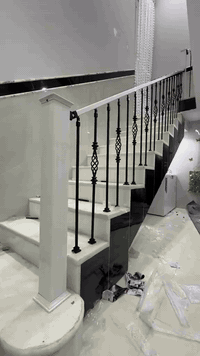 محل حسين الشريفي ابواب شببيج محجرات سقايف درج حديد واي شي يخص الحداد العنوان ناصرية السيف الرقم ***********
