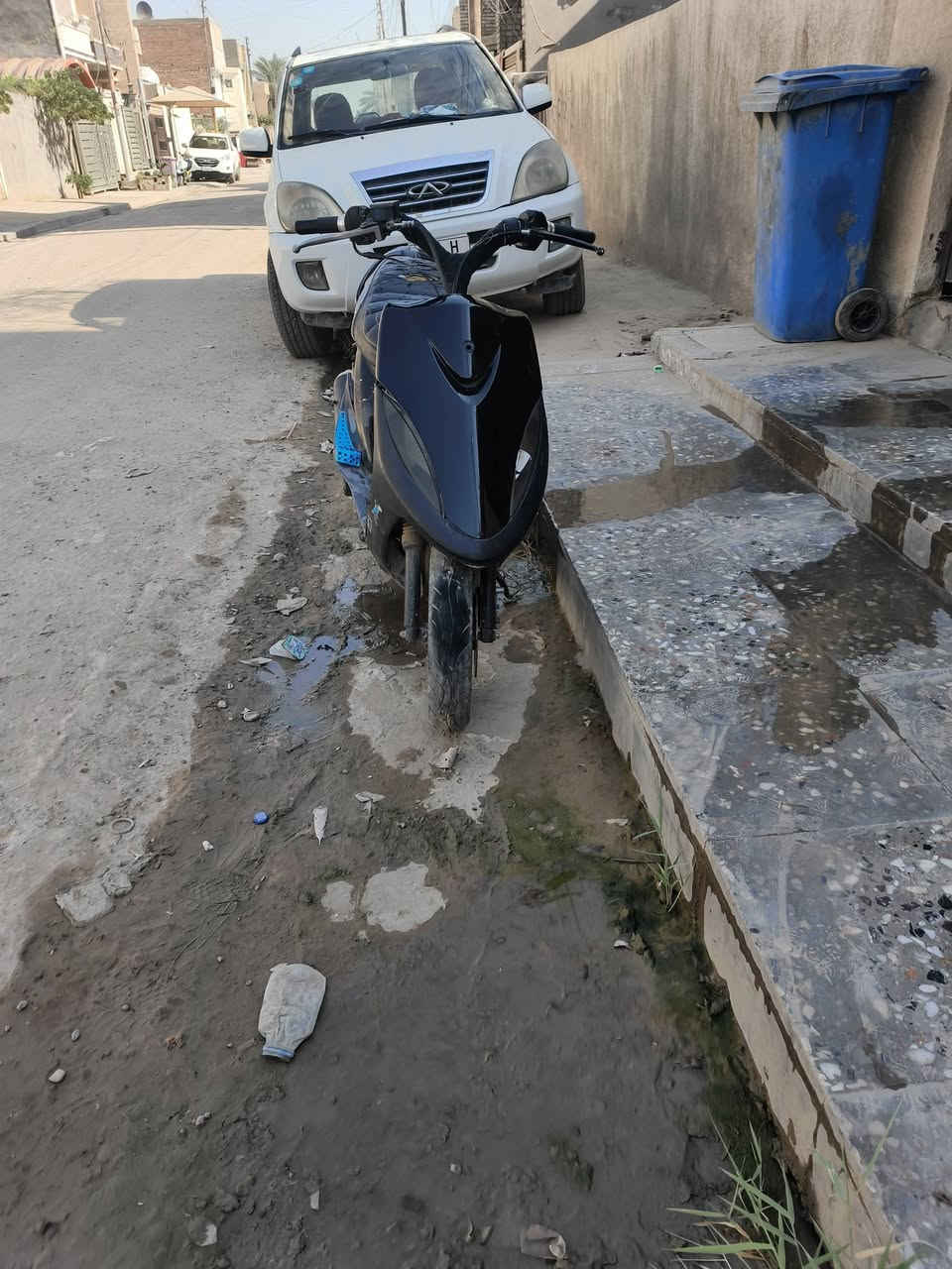 سلام عليكم ماكس عدله للبيع مال لعب نكره سلف هندر صالنصه رياضي دبل خلفي رياضي وقبق الهندر ناقصه بس براغي الدراجه رايدها ب275الف وبيها مجال بسيط مكاني بغداد الدوره رقمي*********** واتساب
