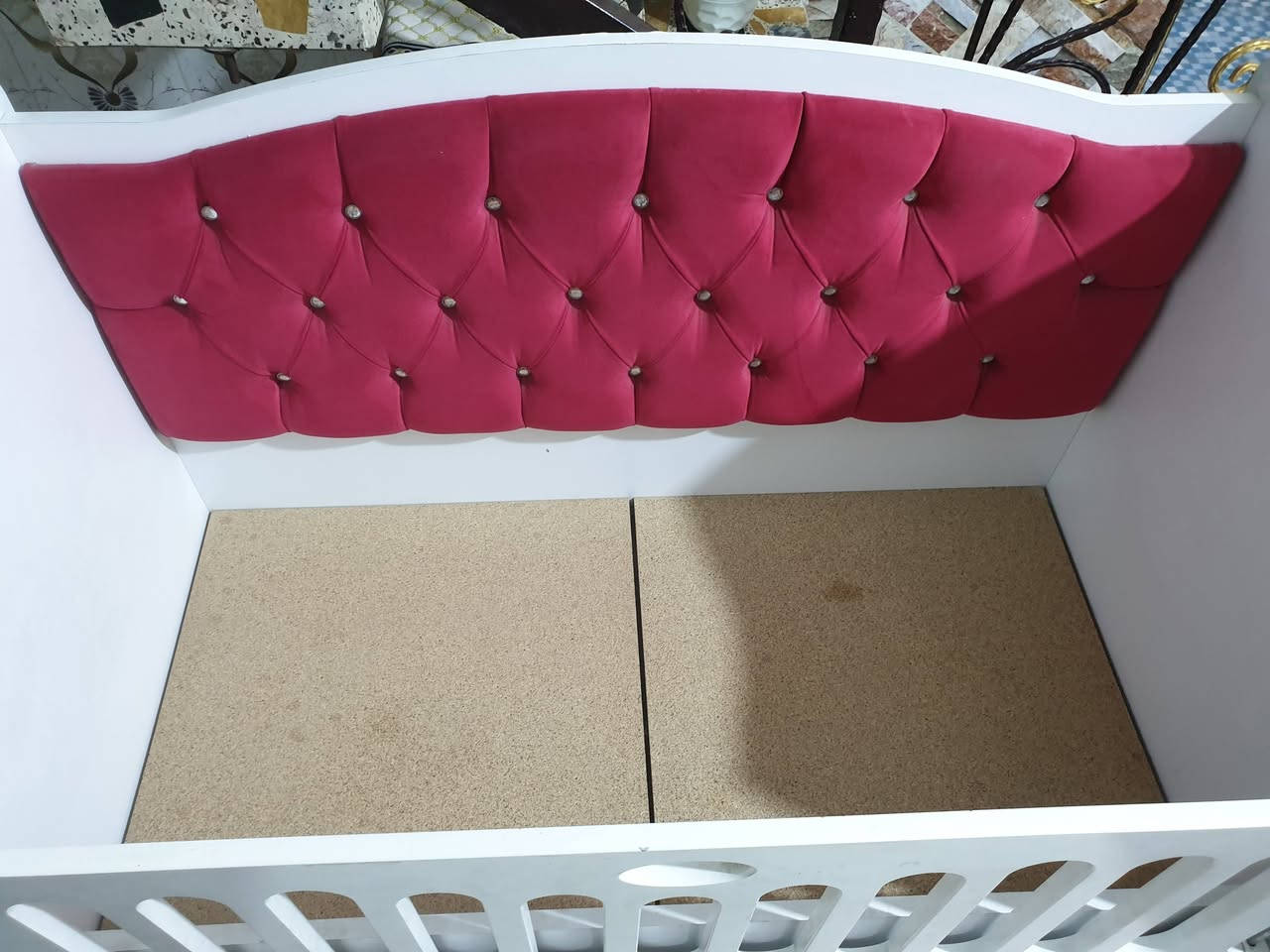 هي جربايه هي كاروك تركي الاصلي سعر  75 هي والدوشك نظيف حيل
استعمال قليل للاتصال ***********
