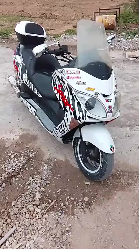 فورزه 08درتجه مجغته جديد ضمان سنه مكينته شلعه ومعدل كزوز رياضي كهربائيات كامله ينرادله دبلات بس دراجه حلوه سعر 500 كلجات جدد بكان ديالى ***********
