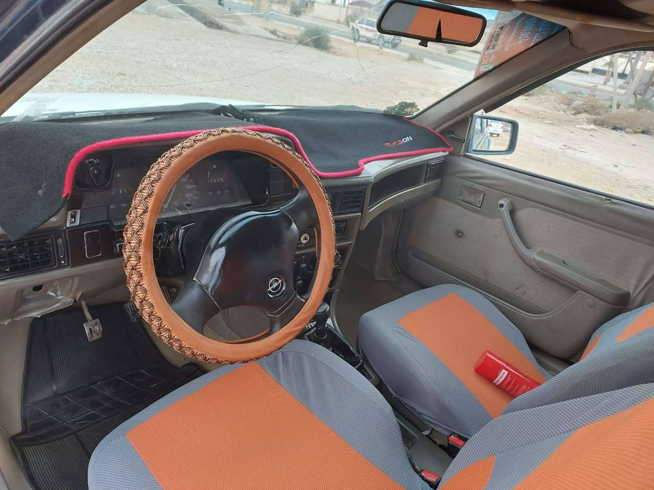 🔴 بيع مستعجل 🔴
سيارة اوبل كاديت نظيفه موديل 1991

محرك يحتاج تجفيت لأن فيه فقط تبخير
كير شرط ع فحص 

سنوية لحد 2027 ما عليها غرامات
صاحبها موجود بحديثه

السعر 20 وبيها مجال 
للاستفسار الاتصال/***********
