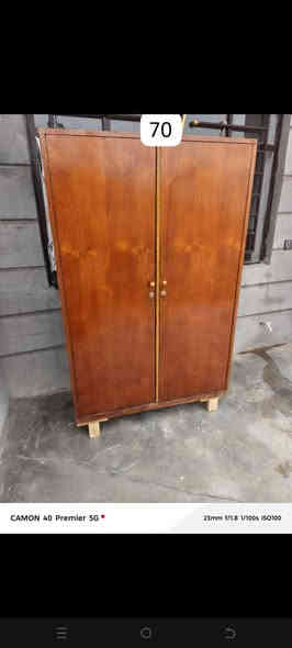 السلام عليكم اثاث مستعمله وجديده للبيع السعرمع الصوره العنوان الشرقاط السويدان 
الهاتف: *********** واسعرنا مناسبه جدا وهلا بلشرايه
يوجد خدمه توصيل
