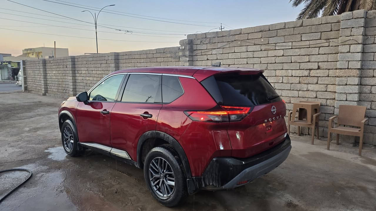 بسم الله الرحمن الرحيم 
للبيع....
نيسان روج 2023
تشغيل بصمه 
مواصفات S
مكان السياره
الشرقاط اجميلة 
للاستفسار 
***********
جيك السياره وخابرني
