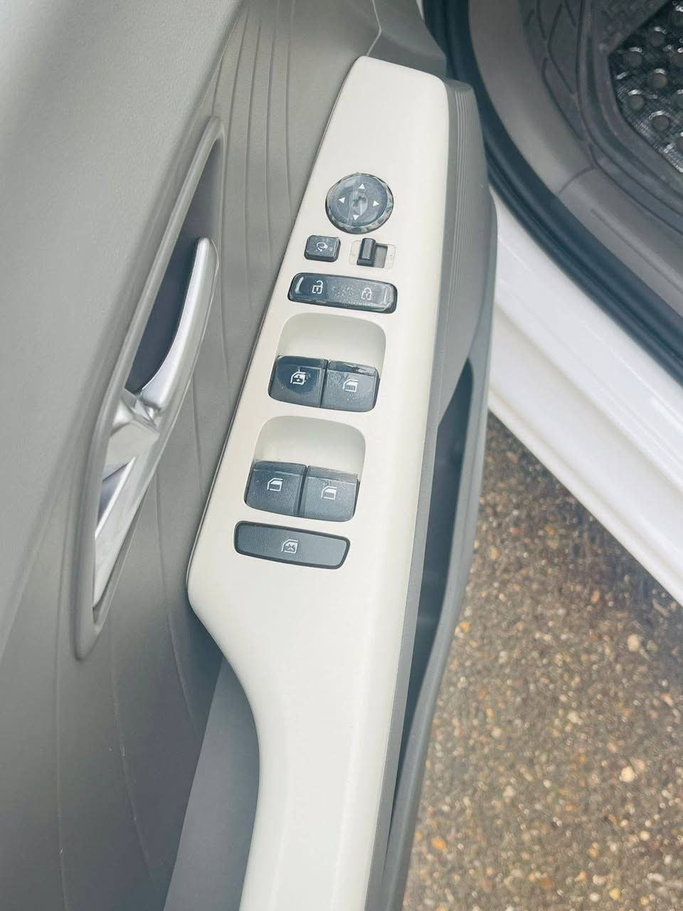 اكسنت خليجي ٢٤ بيهه شبر بارد بالبنيد فقط والباقي مكفول كفاله عامه محرك 1500دبل نوزل رقم بغداد موجوده بالبصره فول مواصفات مطلوبه اقصاط راعيهه كلش خوش ولد السعر 140 الي اتصيرله يدلل هذا رقمي ***********
