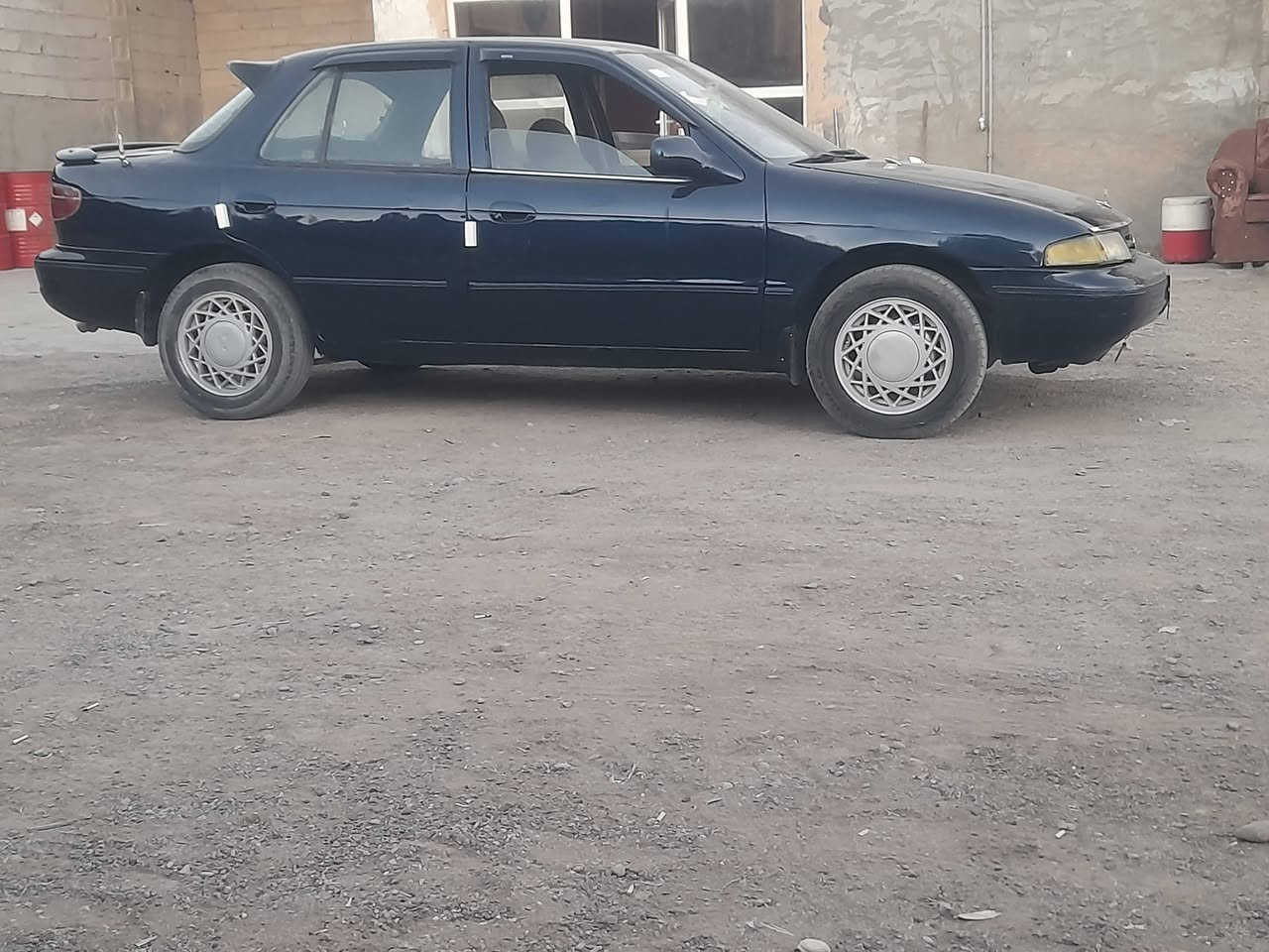 للبيع كيه سيفيه مديل ٩٤رقم ديالى سنويه صاقطه مكينه مفتوح جديده كير عادي السياره مصبوغه عام السعر ٢٨ وبيه مجال التواصل عل رقم ***********مكاني ديالى دلي عباس
