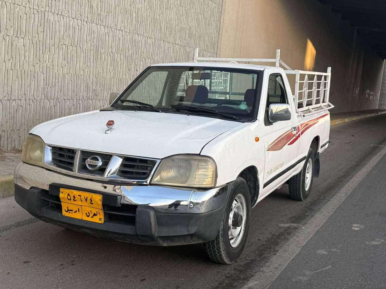 ‎NISSAN 2008 سەیارەکە سی پارچەی هەیە گیرو مەکینەی بە شەرت ***********‎ أربيل, العراق
