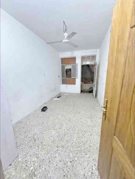 ‏مشتمل للإيجار مساحه55م ‌‌‏ الشعب ‏العقاري  خلف جامع بدرية جاهز للسكن- بناء حديث 2022‏جديد منطقه هادئه وراقيه خدمات راقية  ‏يحتوي على طابقين 2غرف نوم واستقبال ومنور  مطبخ حار ‏وبارد وخدمات وبلكونه/وبيتونه كبير وكراج صغير  للاستفسار   ‏سعر مشتمل450 الف 
ً***********
