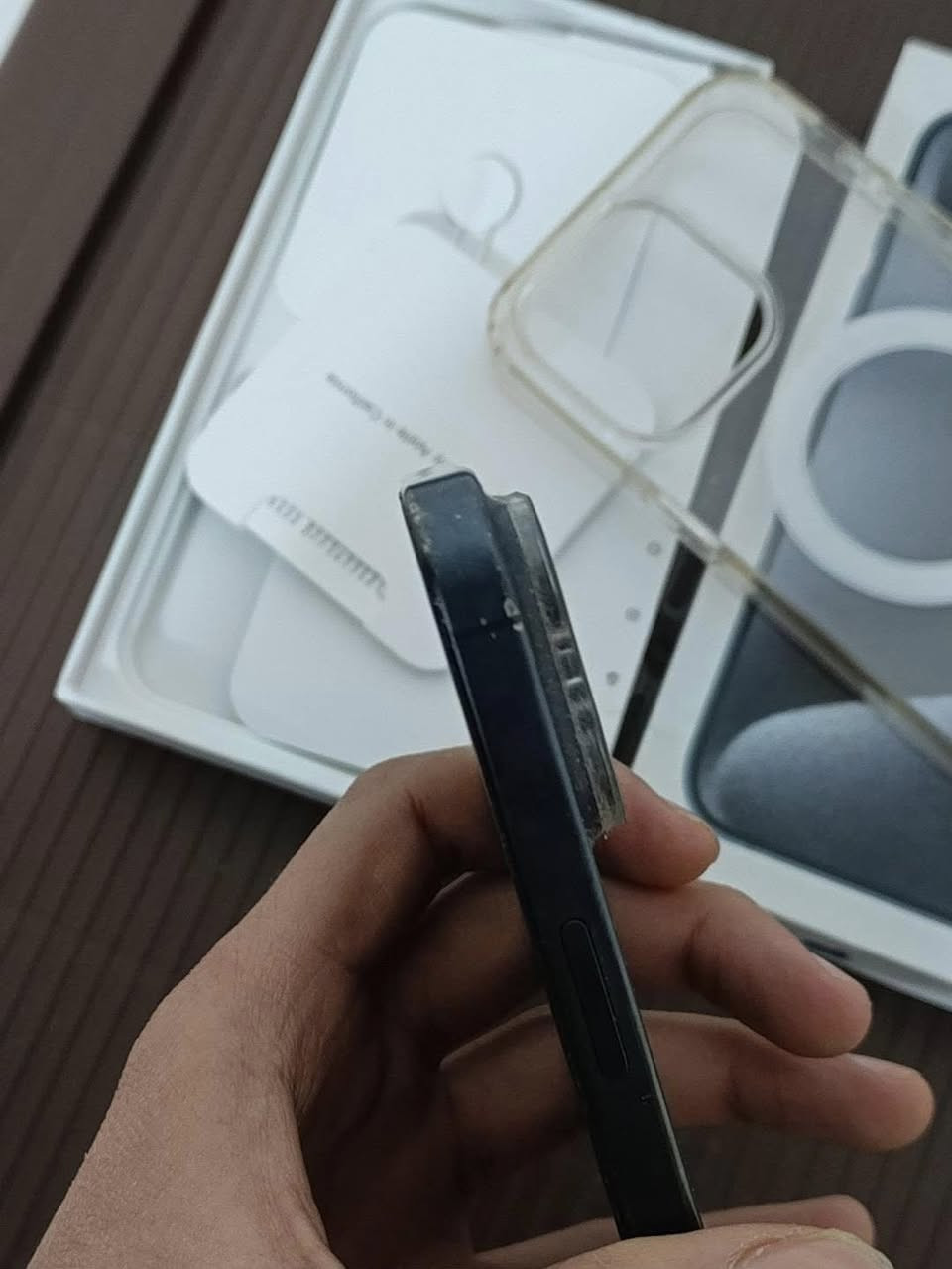 ايفون 15 برو ماكس السعر 875قفللل
ذاكرة 256
بطارية 85
كامل ملحقات
فقط ضهر بي فطر شاصي بي. خدش بصيط كدام عينكم عنواني بغداد التاجي منطقة المصابيح


**إذا كنت صاحب هذا الإعلان وتريد حذفه لأي سبب، رجاءا أرسل رسالة إلى الدعم الفني**