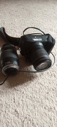 كانون 700D • عدستين • بطاريتين