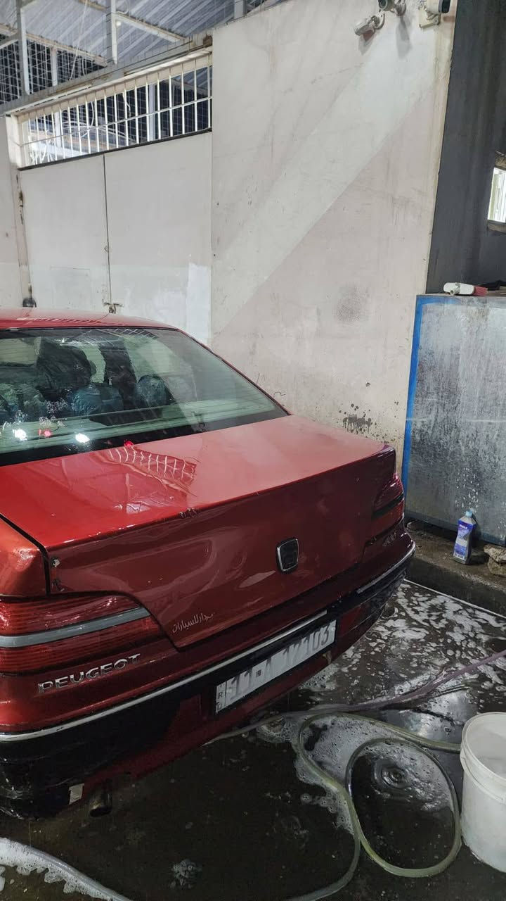 سلام عليكم بيجو 406لون احمرمشمشي ممير موديل 2001سياره مكفوله من ضربه وصبغ عده طخه جاملغ خلفي ومرجع علبارد ومبين شوف لعين ويه شبر بلباب كير مكينه شركه ترايك من شمال لجنوب عارضه 38او مراوس بشيري محوره بس جديده موتعبانه اريده مال تكسي مكاني بغداد البياع رقم الهاتف ***********
